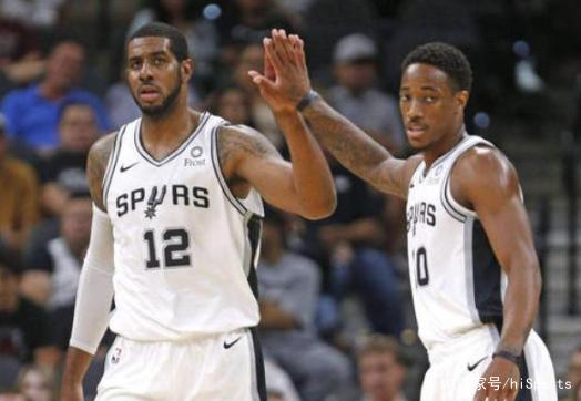 芬奇：前三节球队进攻挣扎 末节顶住了压力海兰德迪文打得很棒（芬奇：前三节进攻受阻，末节顶住压力，海兰德与迪文发挥出色）