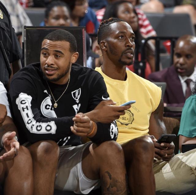 足球鞋选择攻略（如何挑选适合你的足球鞋）