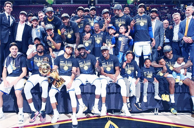 足球市场：如果出现1亿欧报价，尤文可能会考虑出售伊尔迪兹（若报价达到1亿欧，尤文或将出售伊尔迪兹）