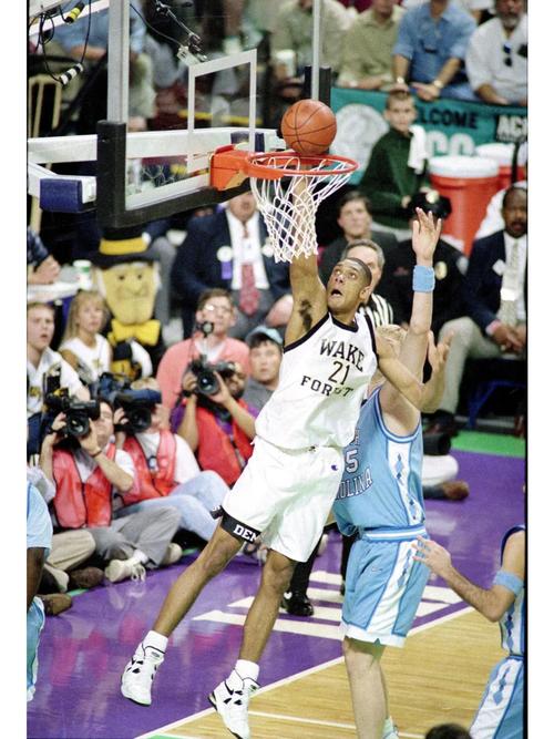 英媒：奥纳纳想回曼联夺回首发，如果不行可能去另一英超球队（英媒：奥纳纳盼回曼联重夺主力，若受阻或转投其他英超球队）